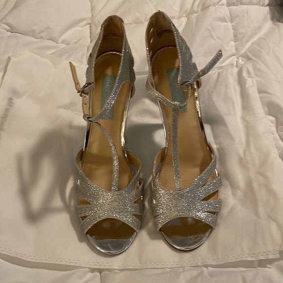 Silver Glitter Heels by Betsy Johnson size 10 - Picture 2 of 8